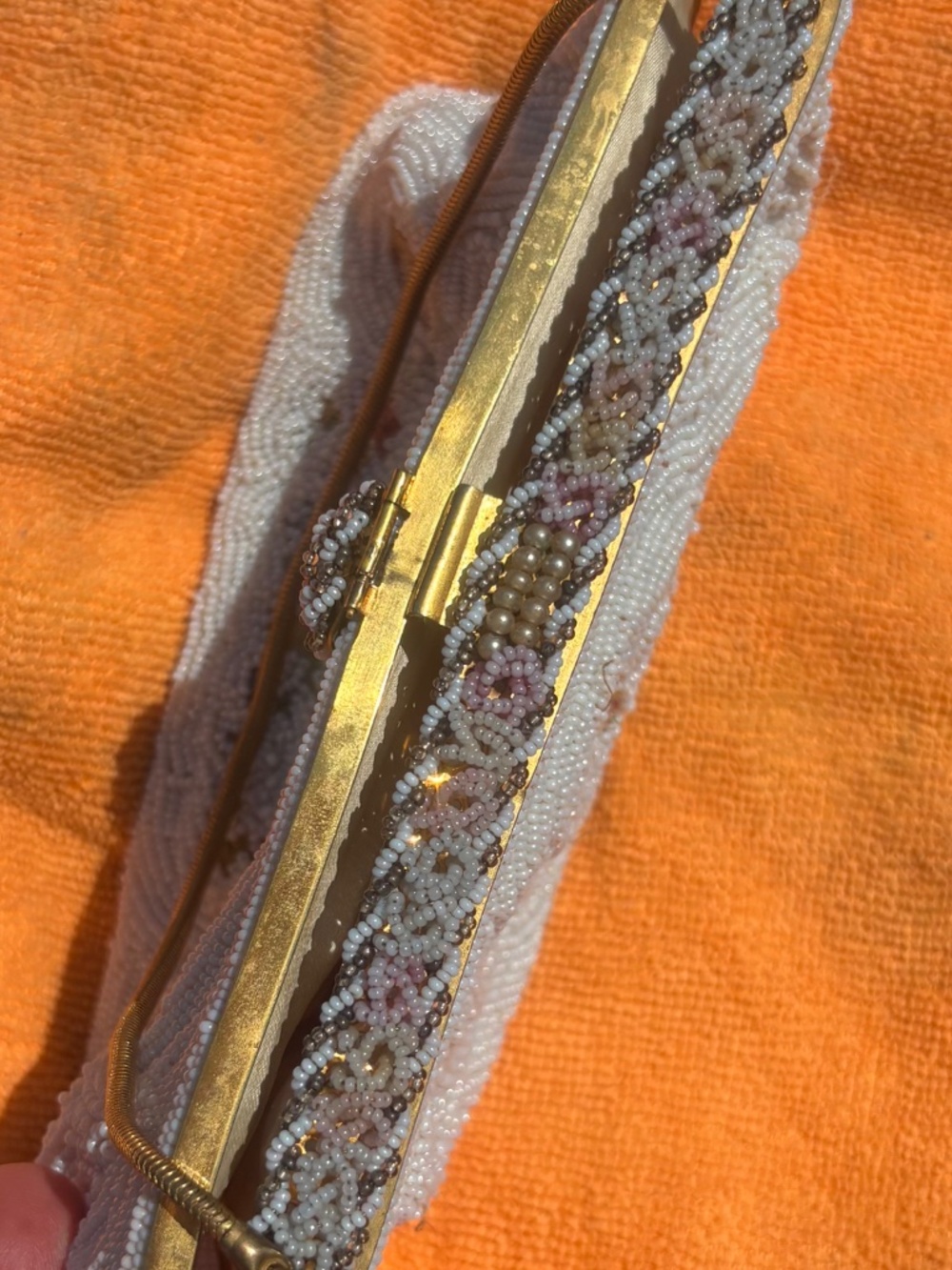 Vintage Walborg beaded handmade purse - Picture 13 of 13